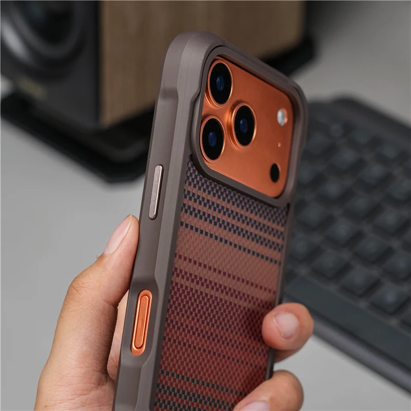 Original Geometric Tech Woven  - огляд і ціна Tech Accessories Hard Case