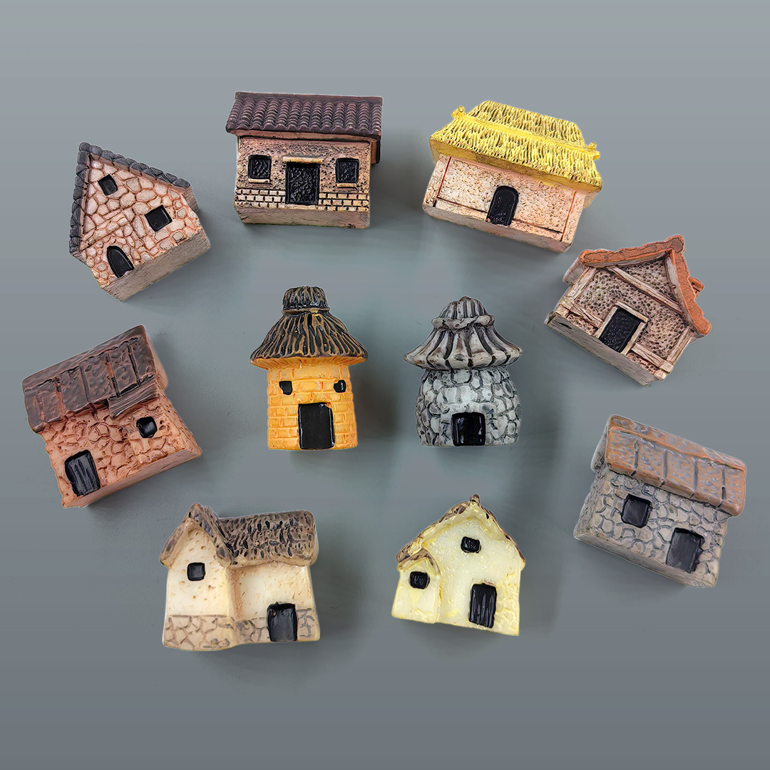 Mini Small House Figurine Resi - огляд і ціна Tech House Accessories